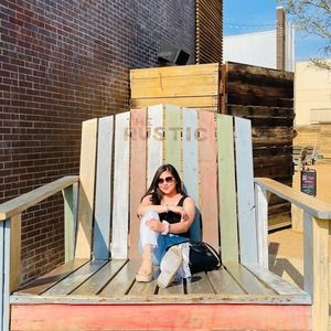 Meet your Posher, Cristina